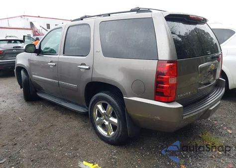 2011 Chevrolet Tahoe Ltz z USA, uszkodzony, nr VIN 1GNSKCE03BR230179